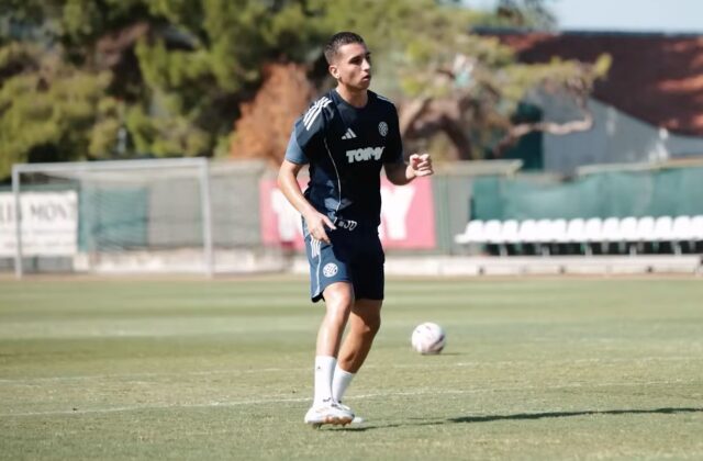 Iker Almena – Biografija, karijera i statistika španjolskog nogometaša